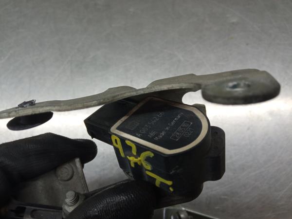 Motore regolazione fari MERCEDES-BENZ Classe C (W204) Imagem-3