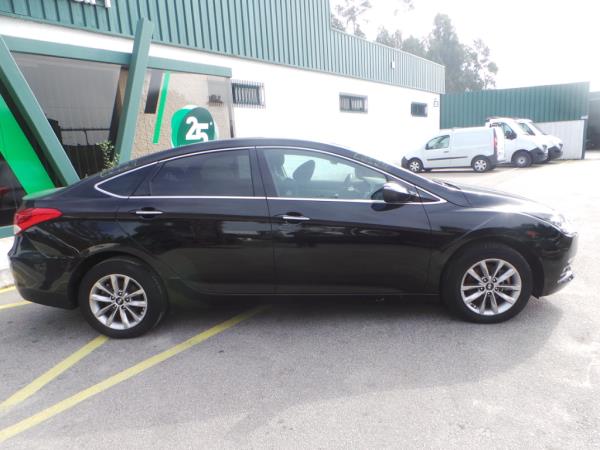 Panel Trasero Derecho HYUNDAI i40 (VF)