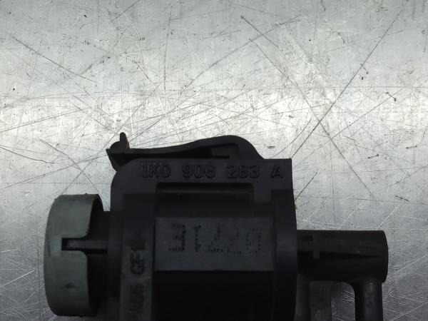 Valve contrôle d'air-air d'admission AUDI A4 (8K2, B8) Imagem-2