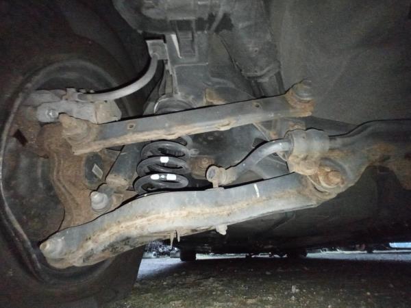 Braccio di sospensione posteriore sinistro HYUNDAI i30 (GD)