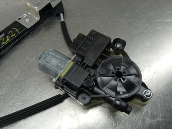 Elevalunas trasero derecho VOLKSWAGEN Polo (AW1) Imagem-1