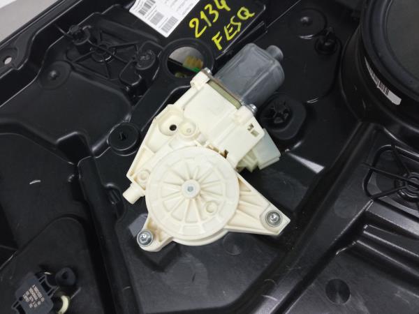 Lève-vitre avant gauche MERCEDES-BENZ Classe A (W176) Imagem-1