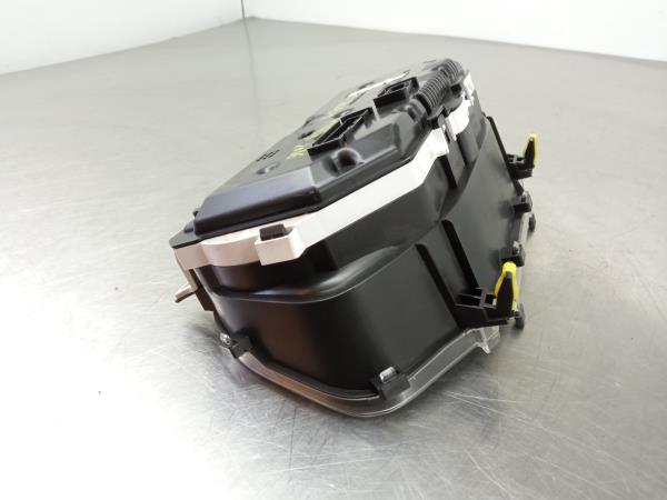 Quadrante / painel de instrumentos TOYOTA Yaris (_P13_) Imagem-6