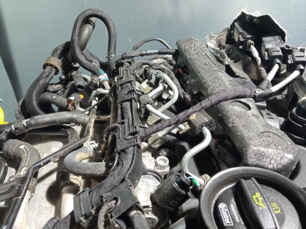 Motor para peças VOLKSWAGEN Beetle Cabriolet (5C7, 5C8) Imagem-7