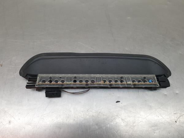 Additional stop light / 3rd stop light BMW 5 (E60) Imagem-1