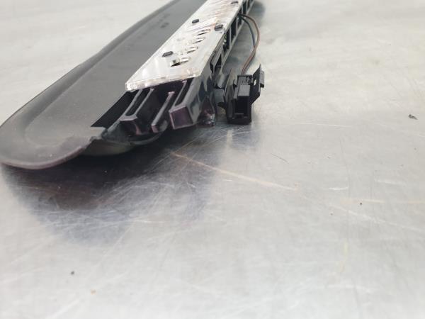 Additional stop light / 3rd stop light BMW 5 (E60) Imagem-2