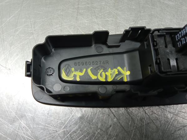 Mando / interruptor elevalunas delantero derecho RENAULT Kadjar (HA_, HL_) Imagem-2