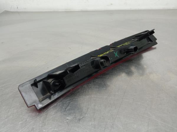 Feu de stop supplémentaire / 3e feu RENAULT Captur (J5_) Imagem-1