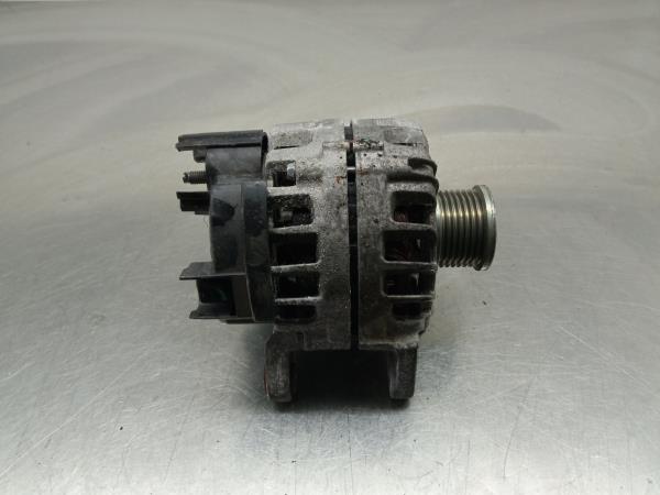 Alternador RENAULT Megane IV Grandtour (K9A/M_)