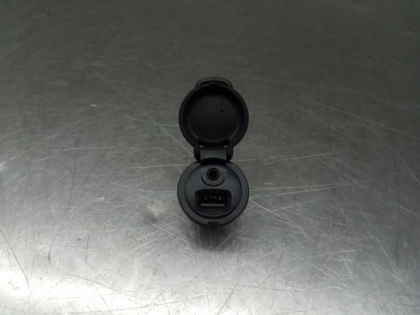 Módulo USB / AUX / IPOD CITROËN C3 II (SC_) Imagem-1