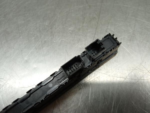 Comando multifunzione VOLKSWAGEN Polo (AW1) Imagem-4