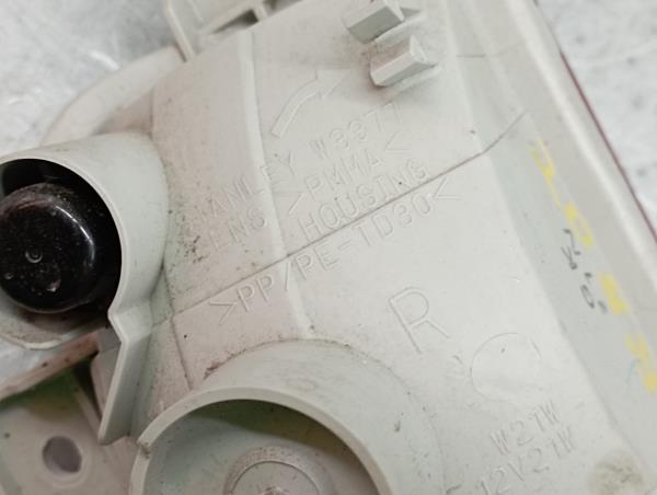 Feu antibrouillard Arrière Droite SUZUKI Ignis III (MF) Imagem-3