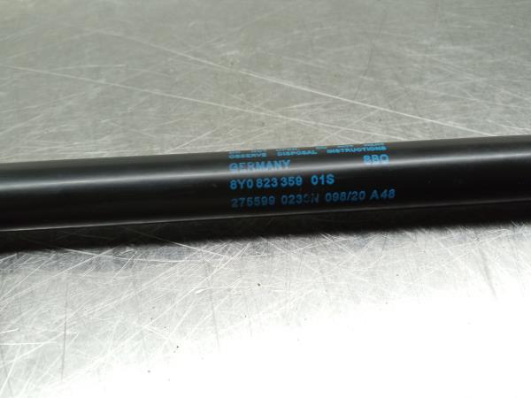 Amortecedor do capot AUDI A3 Sportback (8YA) Imagem-1