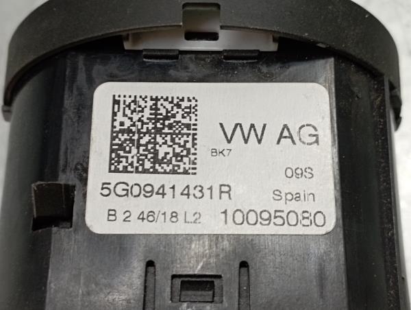 Botão / interruptor de luzes VOLKSWAGEN Polo (AW1) Imagem-3