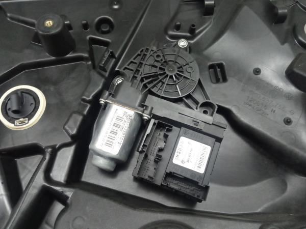 Elevalunas delantero izquierdo VOLKSWAGEN Golf VI (5K1) Imagem-1