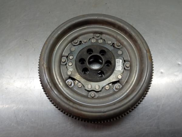 Flywheel VOLKSWAGEN Passat Variant (3G5, CB5) Imagem-2