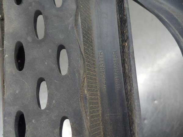 Rejilla delantera RENAULT Captur (J5_) Imagem-2