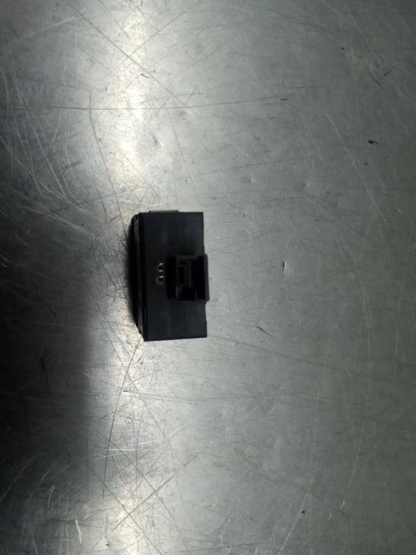 Comando multifunzione PEUGEOT 2008 I (CU_) Imagem-1