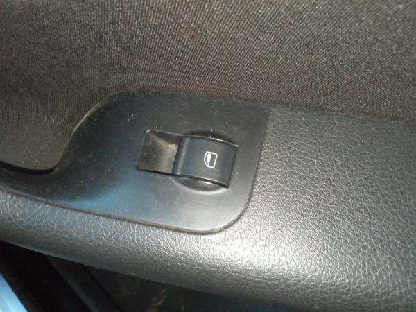 Mando / interruptor elevalunas delantero derecho AUDI A4 (8EC, B7)
