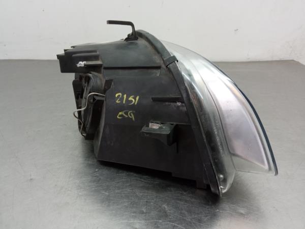 Left Headlight AUDI A4 (8EC, B7) Imagem-1
