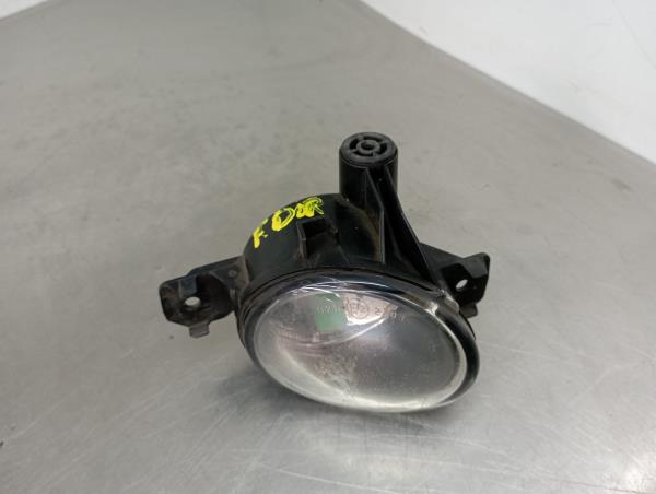 Right front fog light  BMW 1 (E87) Imagem-1