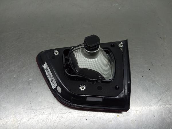 Farolim da mala esquerdo RENAULT Kadjar (HA_, HL_) Imagem-2