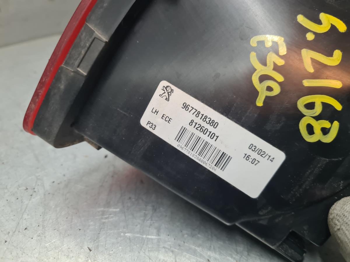 Farolim da mala esquerdo PEUGEOT 308 II Imagem-4