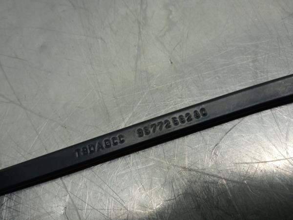 Bras de balai avant gauche PEUGEOT 308 II Imagem-1