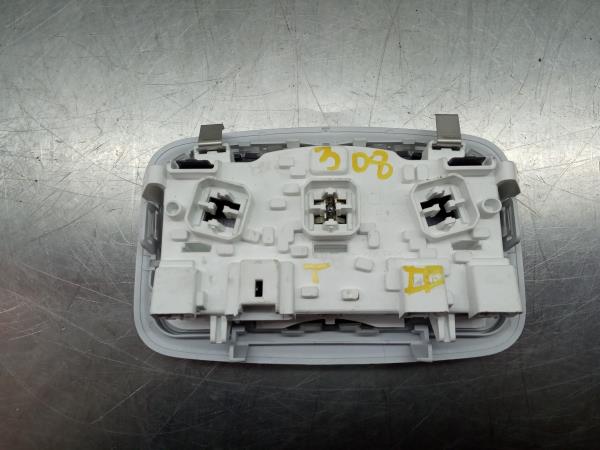 Plafonnier central PEUGEOT 308 II Imagem-1