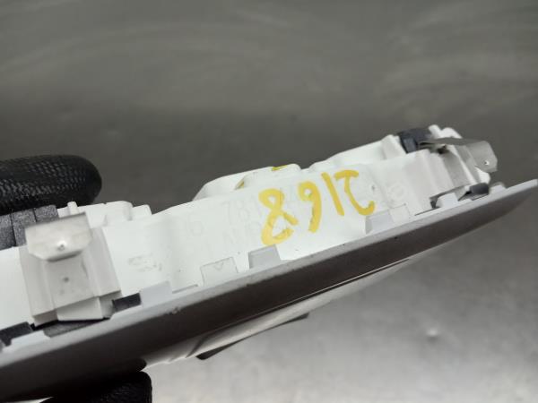 Plafonnier central PEUGEOT 308 II Imagem-3