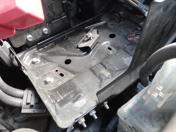 Base / scatola della batteria NISSAN Note (E12)