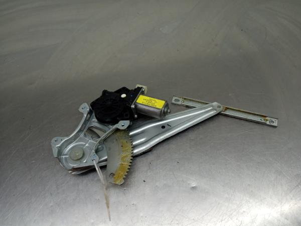 Elevalunas trasero izquierdo NISSAN Note (E12)