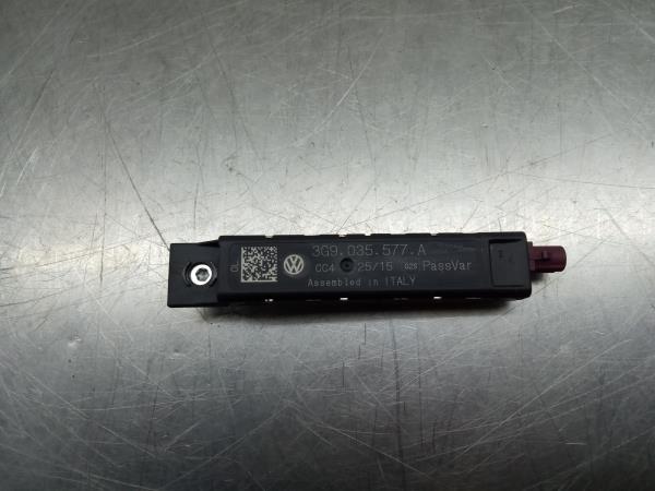 Amplificador de antena VOLKSWAGEN Passat Variant (3G5, CB5)