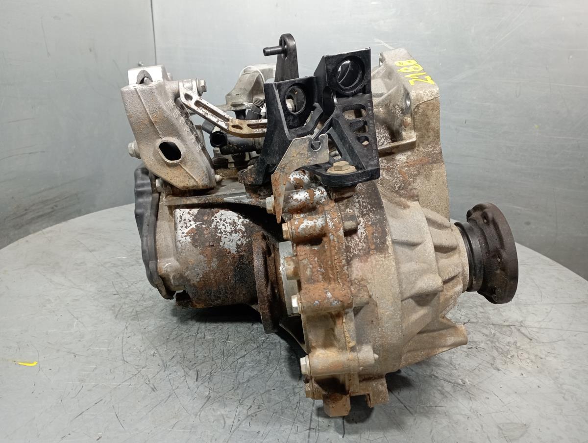 Manual gearbox VOLKSWAGEN Golf VI (5K1) Imagem-2