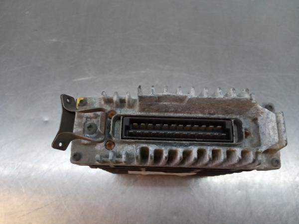Centralina motor / ECU MERCEDES-BENZ 190 (W201) Imagem-1
