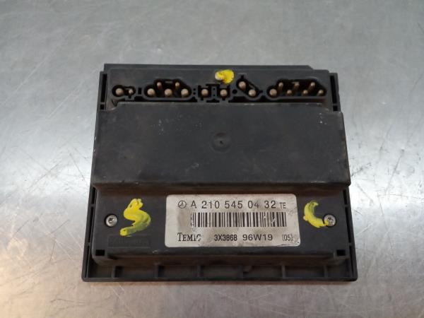 Centralina motor / ECU MERCEDES-BENZ Classe E (W210)