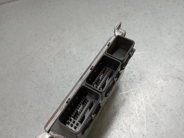 Centralina motor / ECU PEUGEOT 206 (2A/C) Imagem-1