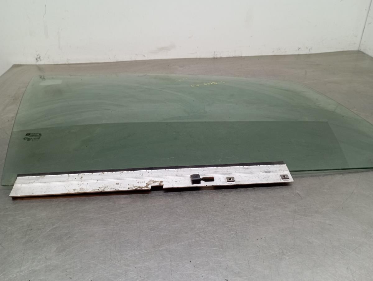 Right front door glass OPEL Zafira B (A05) Imagem-1