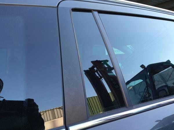 Vidro triangular da porta trás direito OPEL Zafira B (A05)