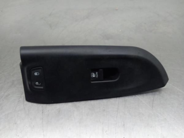 Mando / interruptor elevalunas delantero derecho FIAT 500X (334_)