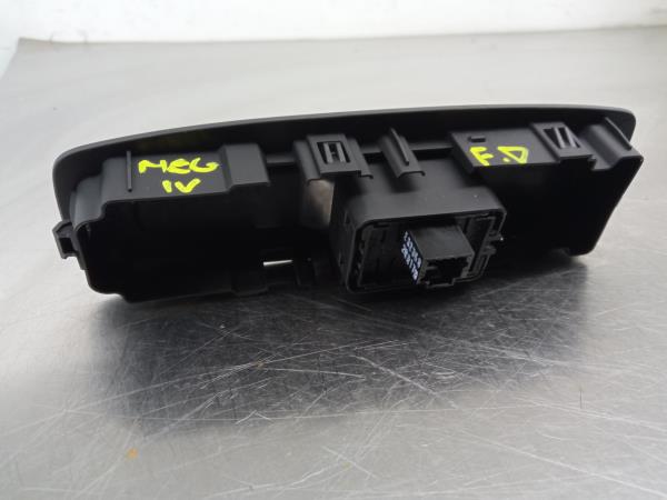 Mando / interruptor elevalunas delantero derecho RENAULT Megane IV (B9A/M_) Imagem-1