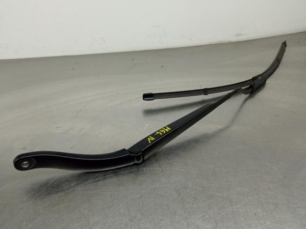 Braccio del tergicristallo anteriore sinistro RENAULT Megane IV (B9A/M_)