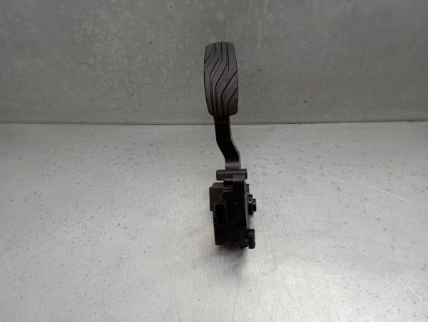 Accelerator Pedal RENAULT Megane IV (B9A/M_)