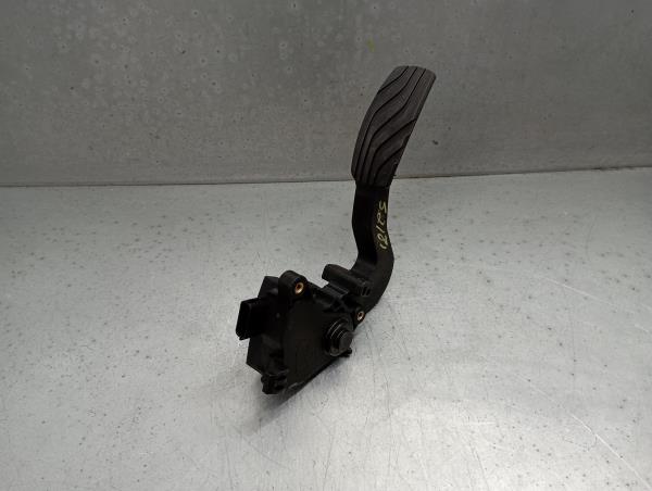 Accelerator Pedal RENAULT Megane IV (B9A/M_) Imagem-1