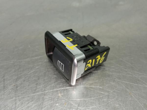 Left Rear window control MERCEDES-BENZ Classe B (W246, W242)