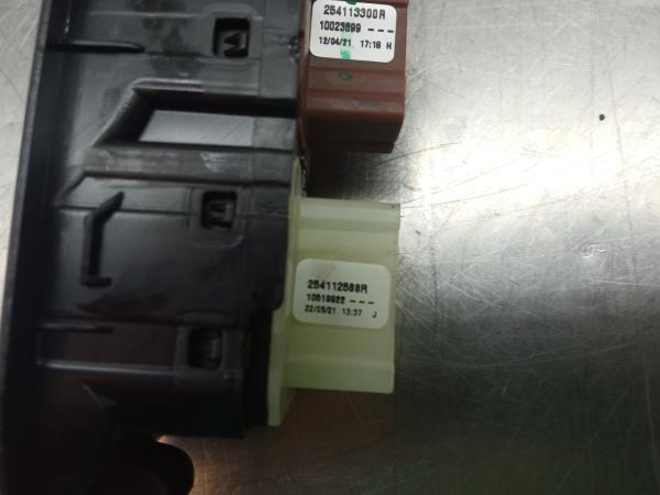 Left Front window control DACIA Duster (HM_) Imagem-3