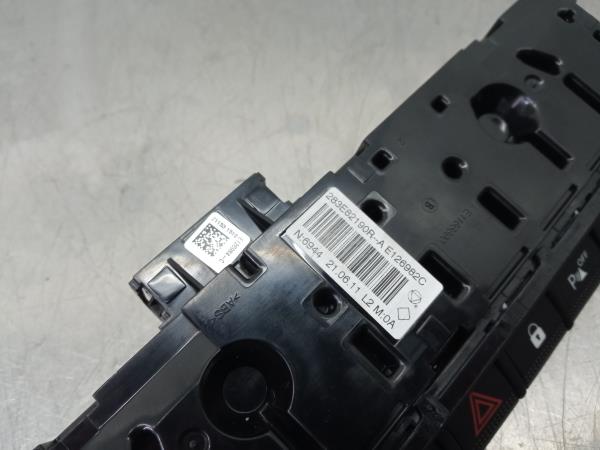 Warning Switch DACIA Duster (HM_) Imagem-3