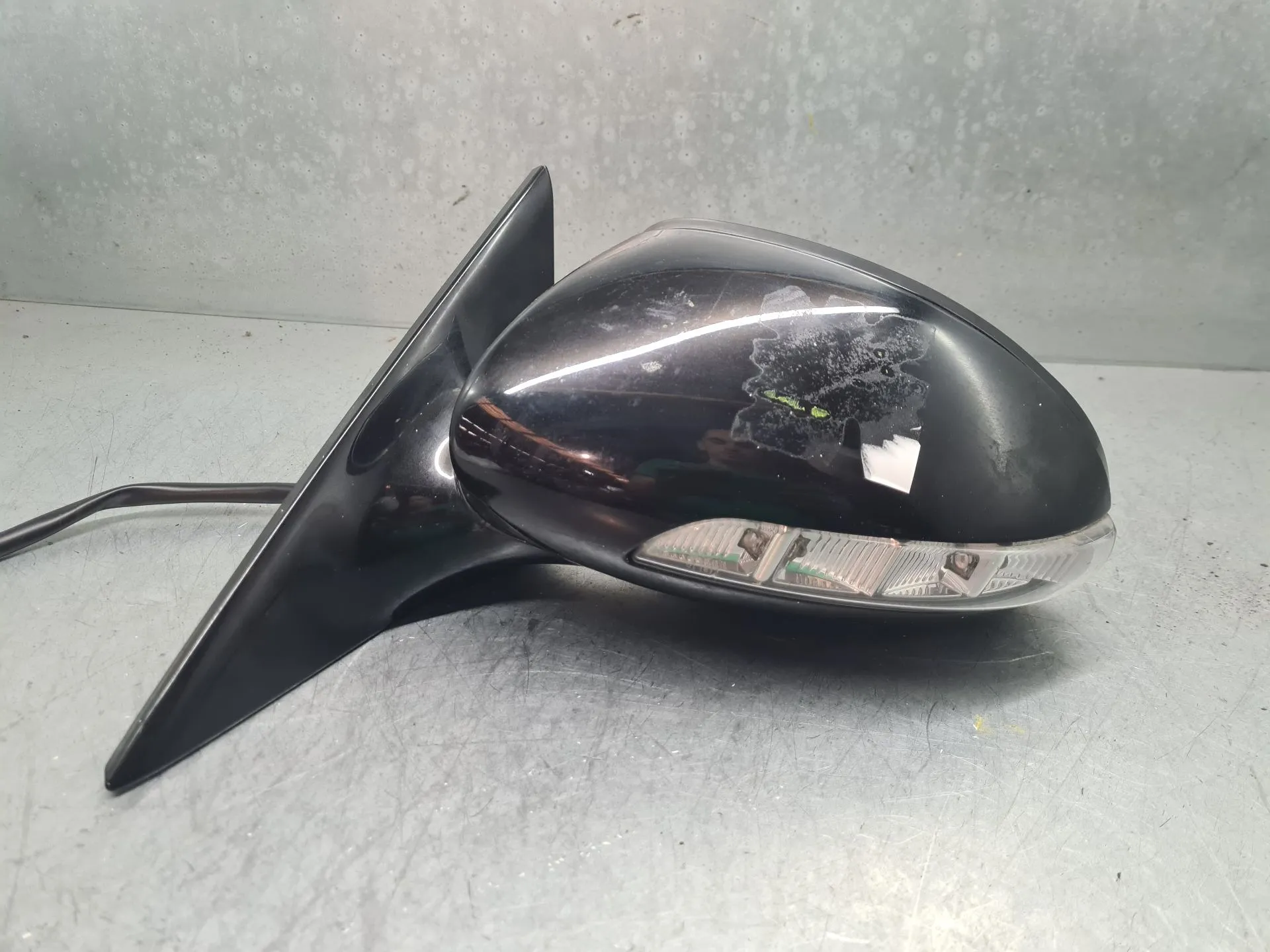 Retrovisore sinistro MERCEDES-BENZ CLS (C219)