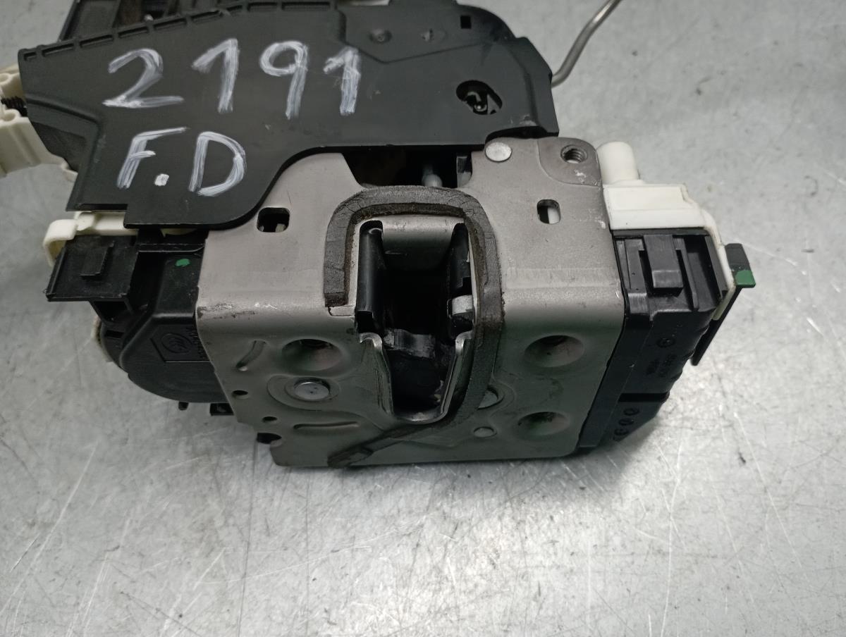 Cerradura / cierre puerta delantero derecho MERCEDES-BENZ CLS (C219) Imagem-2