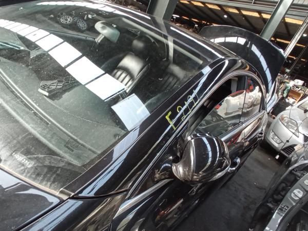 Modanatura parabrezza sinistra MERCEDES-BENZ CLS (C219)